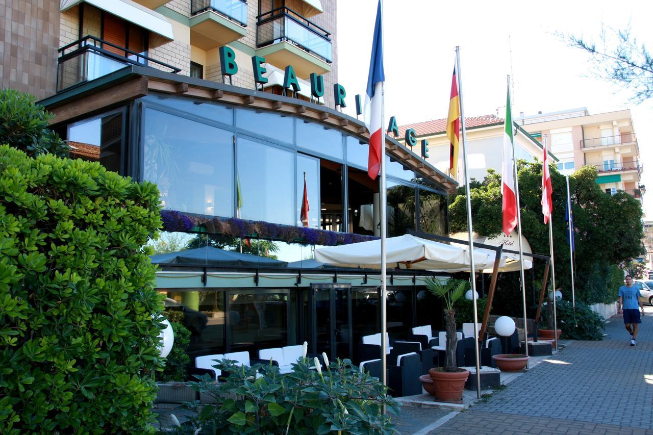 Hotel Beaurivage Fano Exterior foto